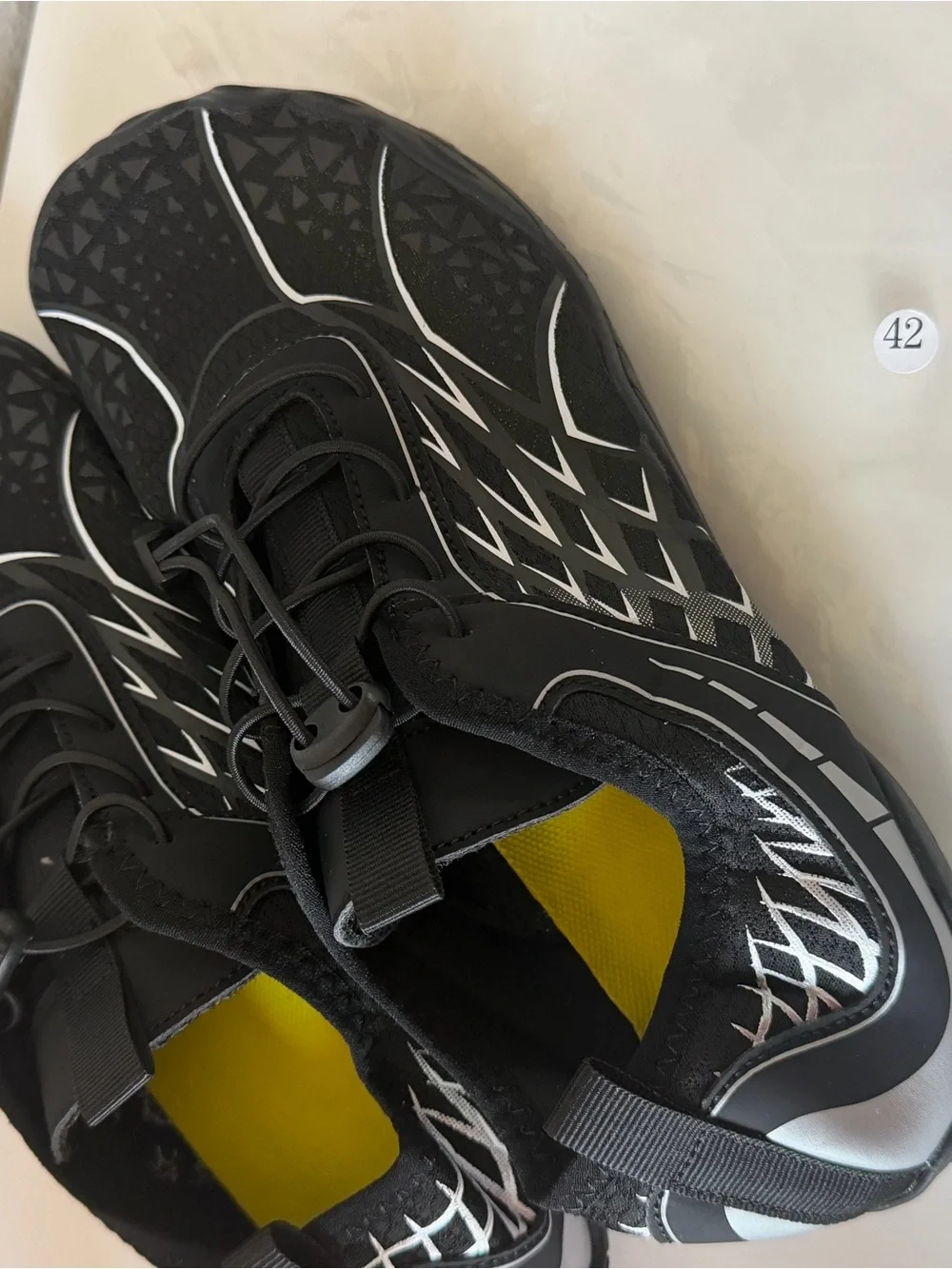 Men's Black Water Shoes size 9 new